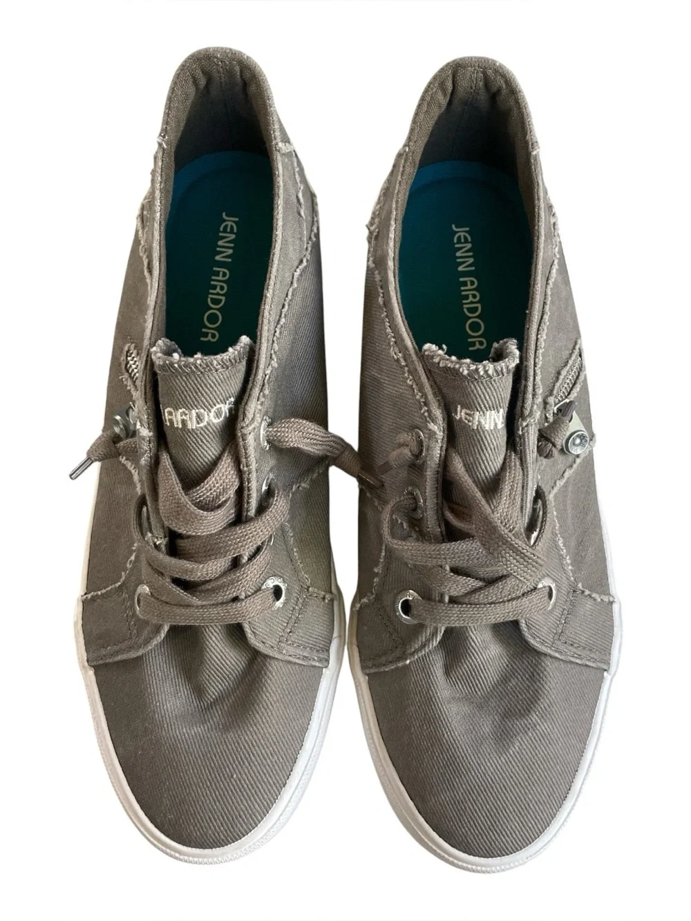 Grey Taupe Canvas Slip On Sneakers Side Zip Distressed Women's Size 9 Jenn Ardor